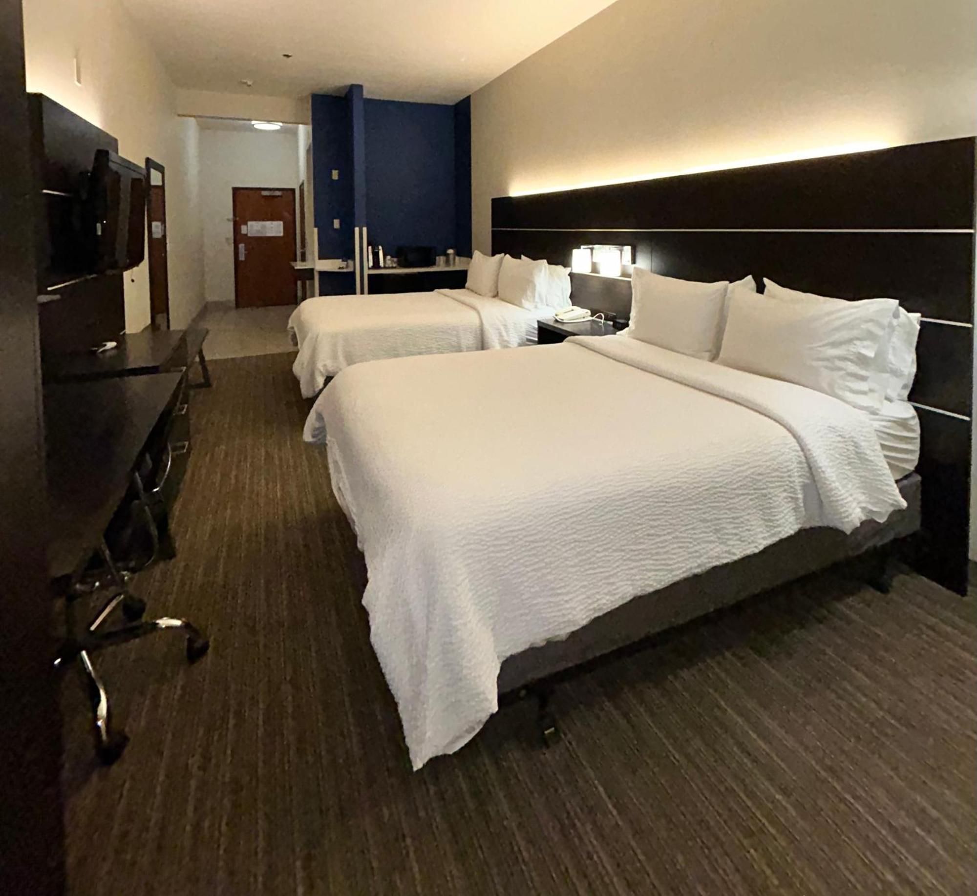 Holiday Inn Express Madera By Ihg Ngoại thất bức ảnh